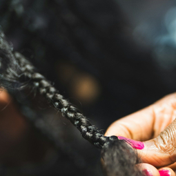 Tresses & Racines